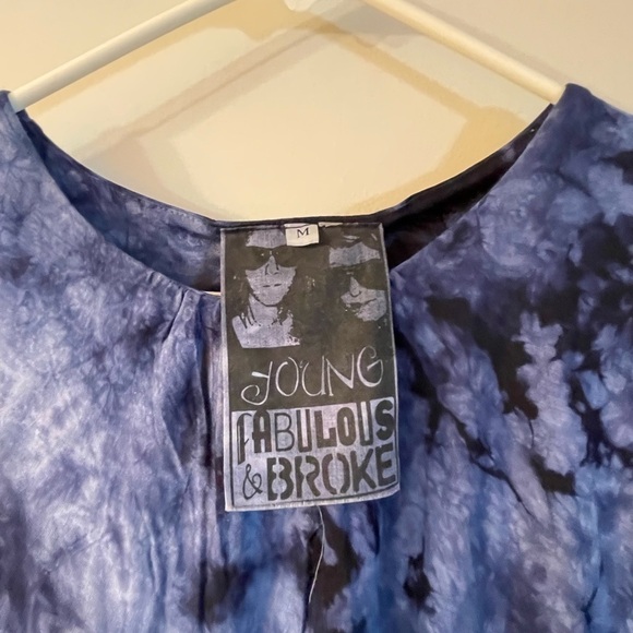 Young Fabulous & Broke blue tie dye bodycon dress. Ruching at bottom - Picture 3 of 4